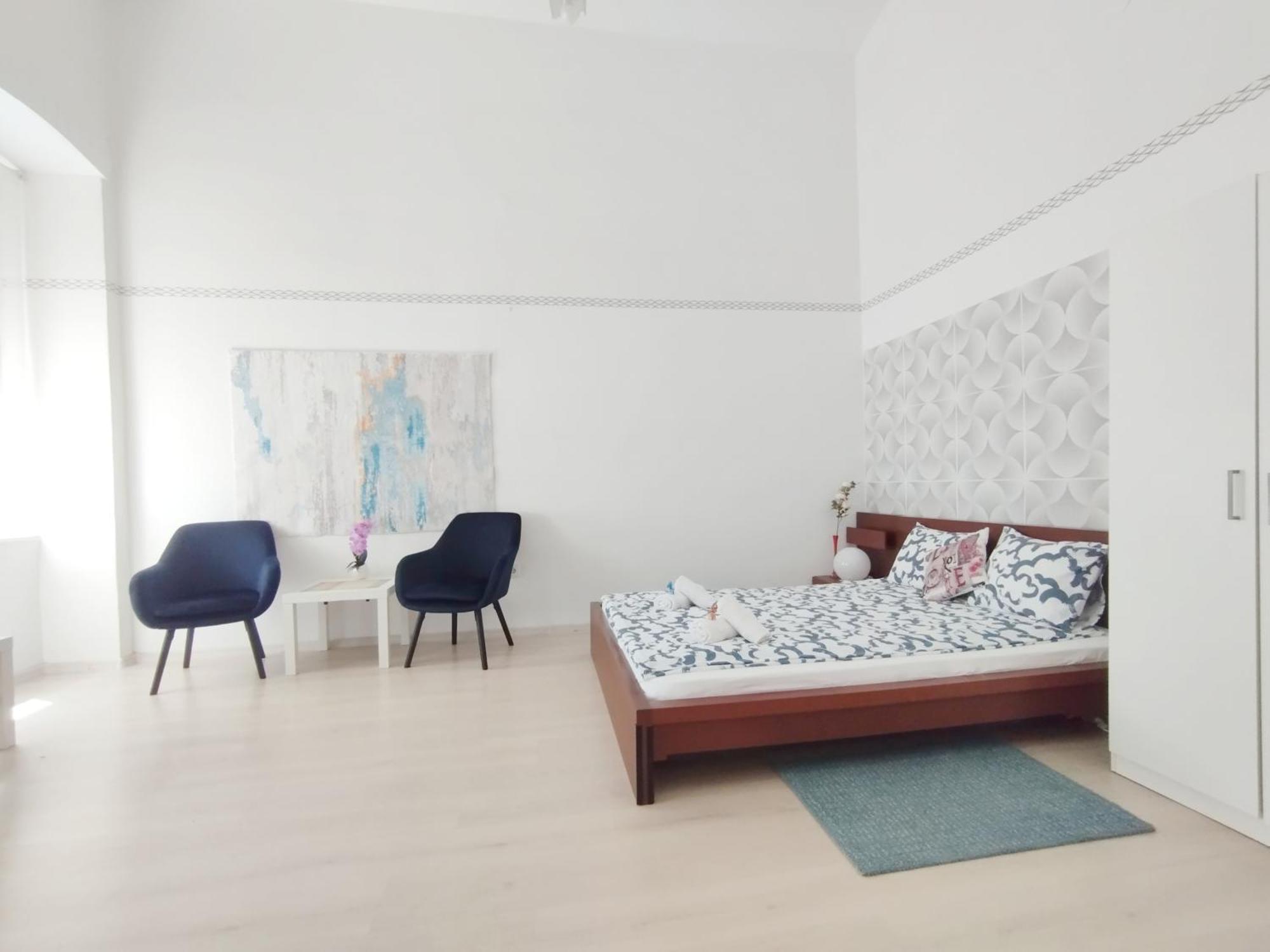 Free Parking Garage! Downtown Apartment Close To New York Cafe Budapest Luaran gambar